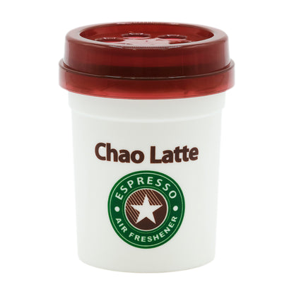 本体の写真。白いカップ形の容器にえんじ色のフタ。Chao Latte と ESPRESSO AIR FRESHENER の星のロゴ