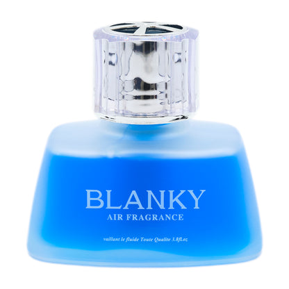 本体の写真。濃い青の液体が入った台形のガラス瓶に、銀色の透かし模様のキャップ。BLANKY AIR FRAGRANCE、vaillant le fluide Toute Qualite 3.8fl.oz. の表示